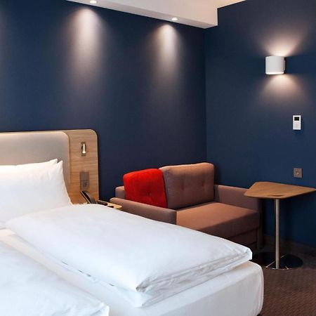 Holiday Inn Express - Ремшейд Экстерьер фото